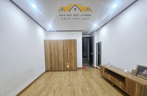 359 Hoàng Hoa Thám, 56m2, 6 tầng, mặt tiền 4m, 8 phòng ngủ, giá 12,5 tỷ